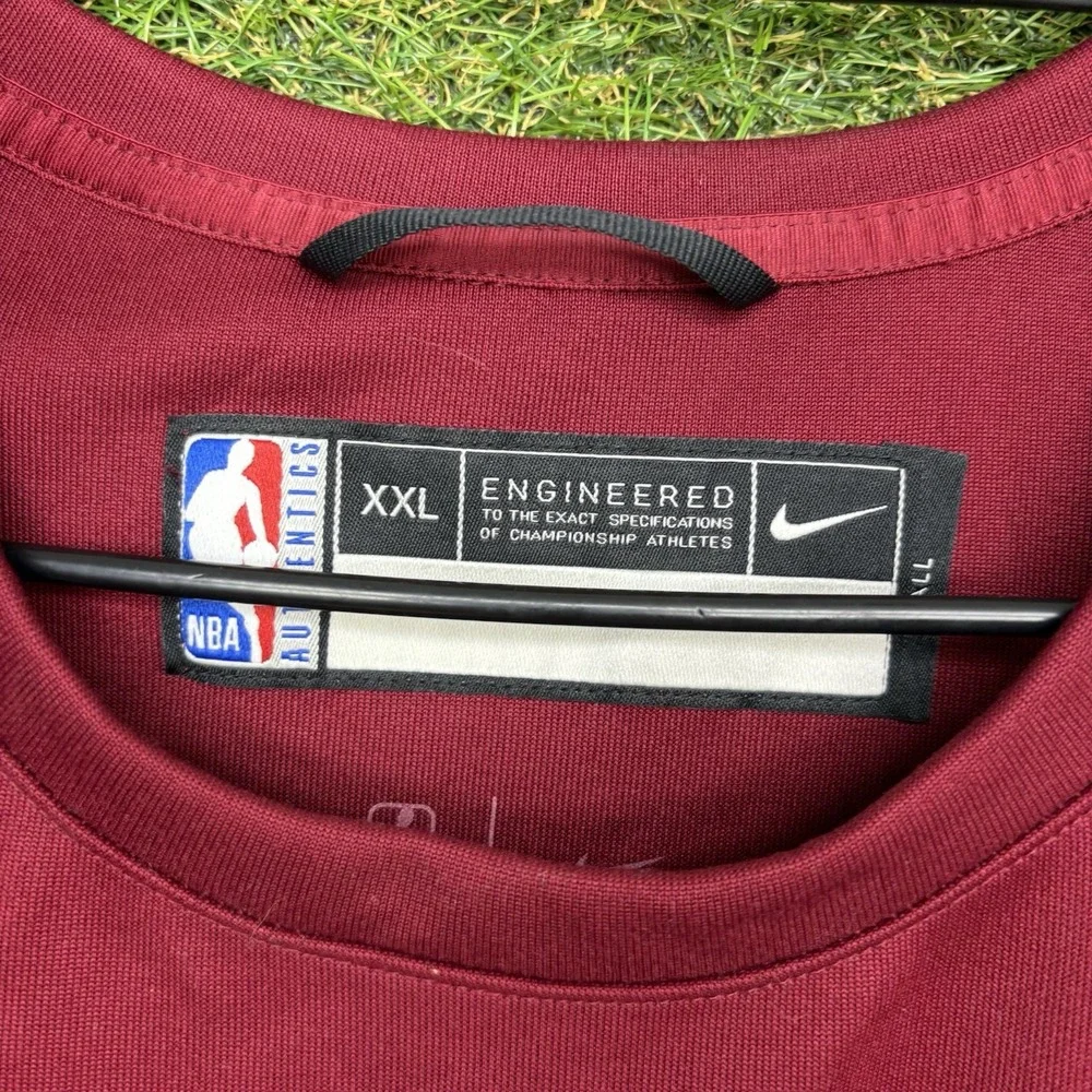 Nike Cleveland Cavaliers Sweatshirt Mens 2XL TALL PLAYER ISSUE Crewneck NWT